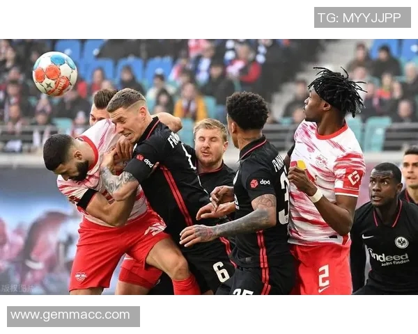 德甲劲旅双线作战:体能消耗不容小觑